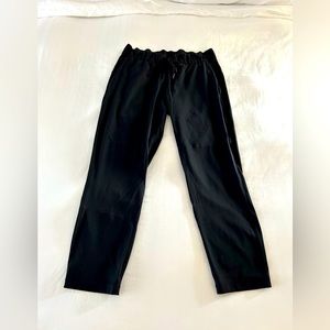 Lululemon OnThe Fly 7/8 Pants.  Black, Size 10